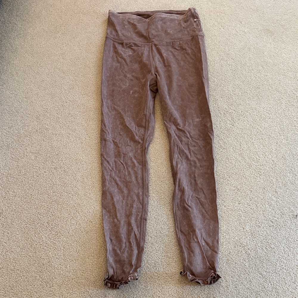 Joylab ruffle bottom leggings